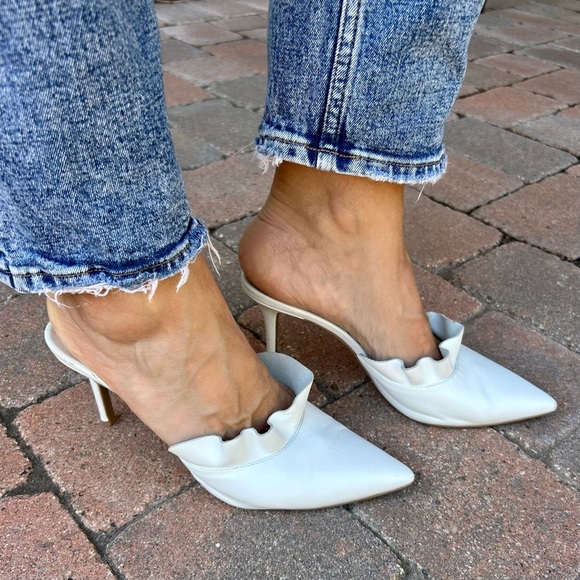 Pure Navy White Leather High Heel Mules Ruffle Trim Size 8 - Picture 1 of 9